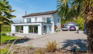 Venta Villa Montreux