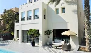 Venta Villa The Lakes