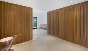 Venta Villa The Lakes